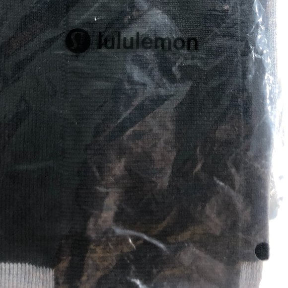 Lululemon Black and Gray Poncho/Scarf - Picture 8 of 8